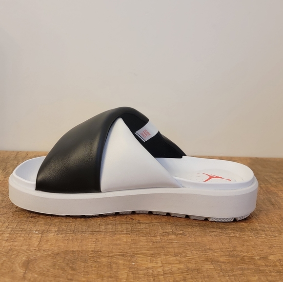 Women's Size 9 Jordan Sophia Slide Slippers 'Black/Off White' (DO8863-100) - Picture 3 of 16